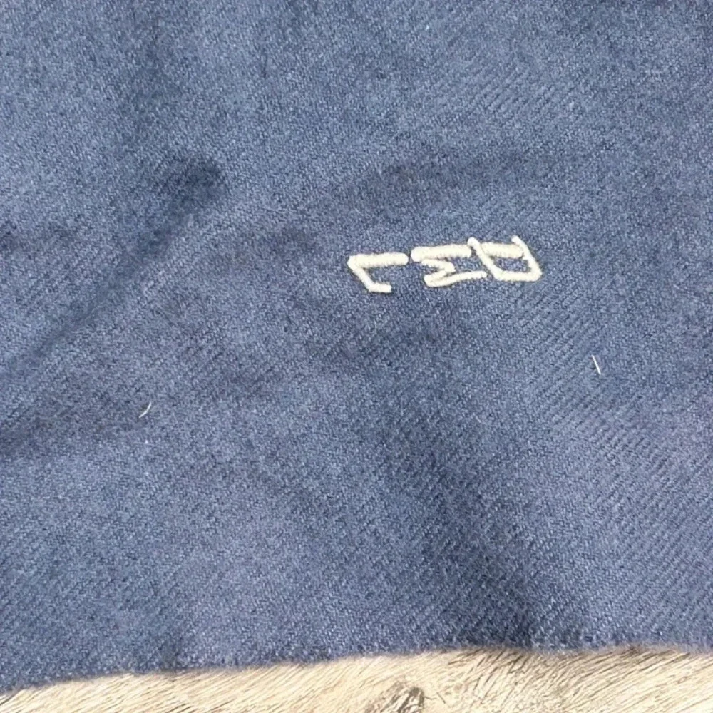 Rogers Peet Company 70% Cashmere 30% Wool